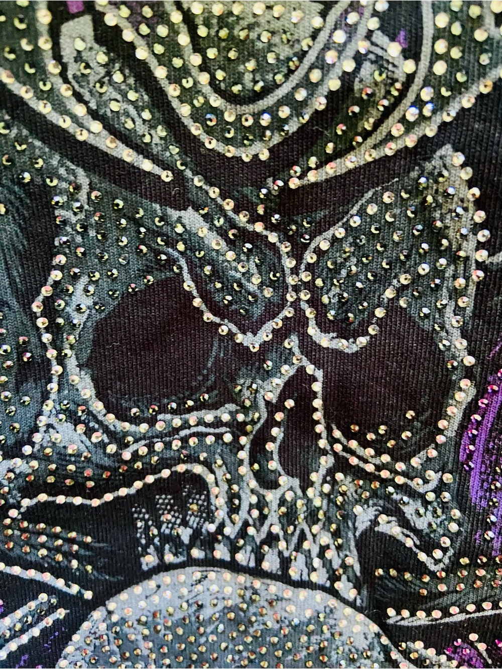 💜☠️🖤AFFLICTION SIZE L Black Tee w/Purple Skull Web Graphic & Stud Accents NWOT - Picture 4 of 6